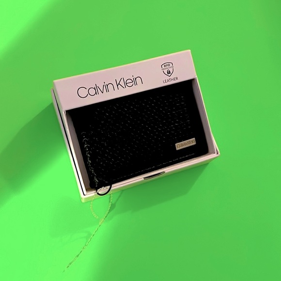 Calvin Klein Other - Calvin Klein mens wallet